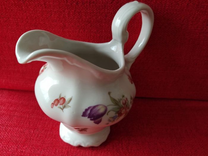 Leiteira em Porcelana Huguenot Africa do Sul motivo flores