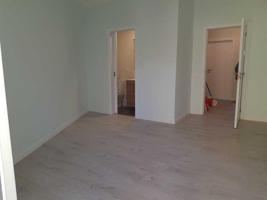 T2+1 Amadora - Junto ao Metro Amadora Este