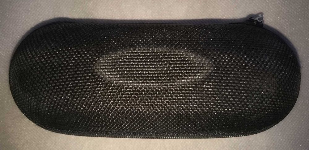 Чохол Oakley гарний стан