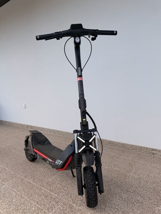Trotinete Elétrica SEGWAY-NINEBOT ZT3 Pro