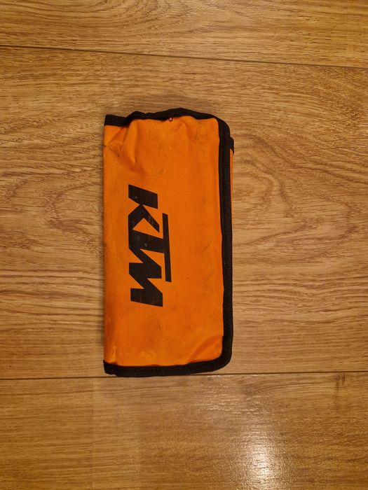 Narzędziówka zestaw kluczy KTM Husqvarna