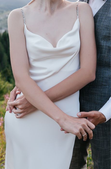 Вечірня, коктейльна, святкова сукня