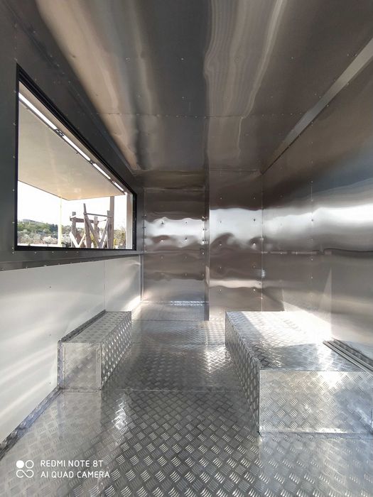 Кухня на колесах на бази авто. Фудтрак. Авто лавка від Mobifood.