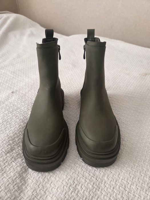 Гумові чоботи в супер стані, 36 розмір