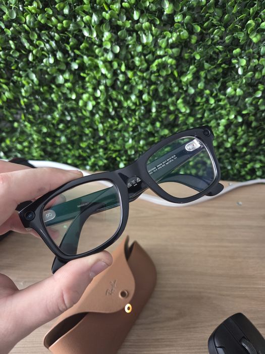 Ray-Ban Meta wayfarer  1 покоління, лінзи хамелеон, оригінал