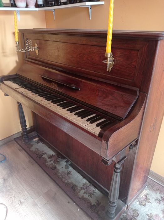 Pianino Erard do renowacji