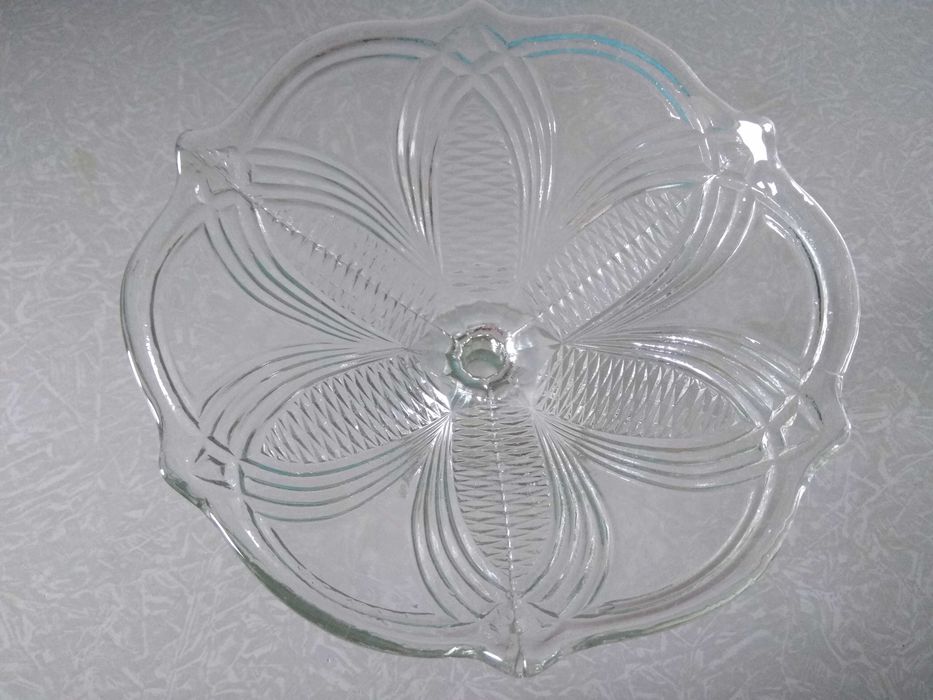 Конфетница фруктовница ваза красный хрусталь