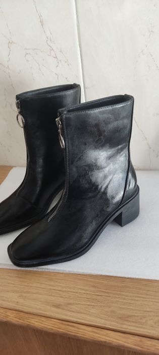 Baixa de preco Botas senhora em pele NOVAS Tam.36