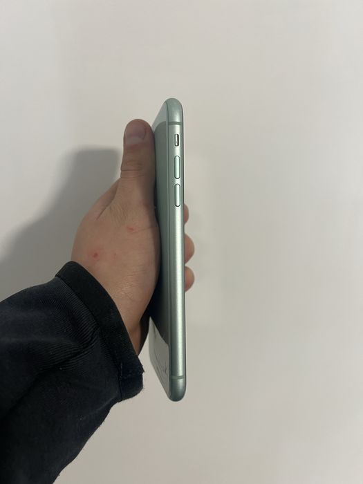 iPhone 11 64GB | зелений | OLX доставка