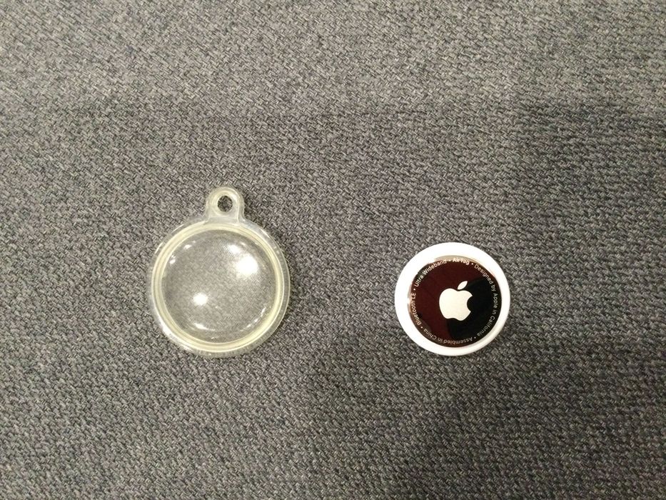Apple AirTag + wodoodporne etui typu brelok [NOWY!]