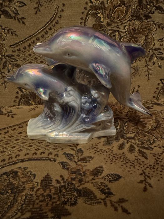 Porcelanowe delfinki