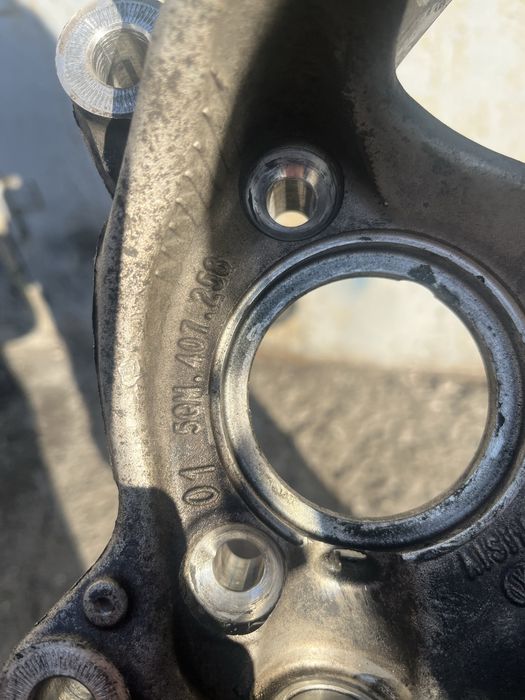 тігуан 2019  Кулак поворотний правий 5QM407258