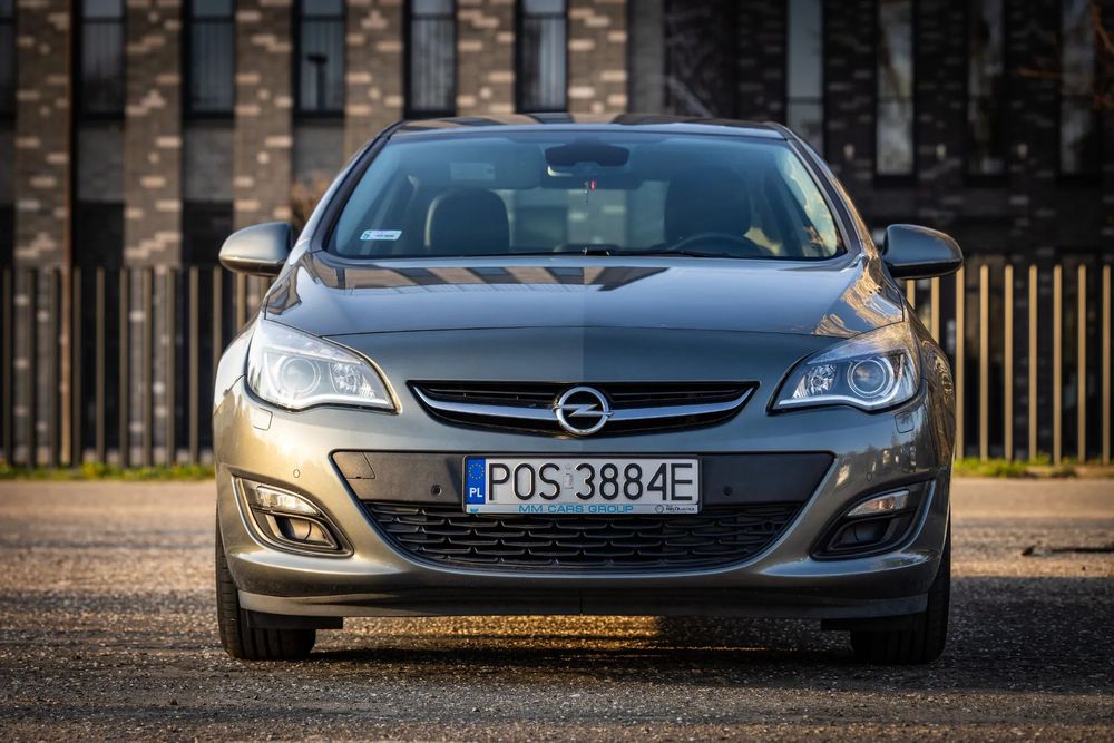 Opel Astra OPEL ASTRA 1,4 TURBO + LPG, Salon Polska! Bezwypadek! Niski Przebieg!