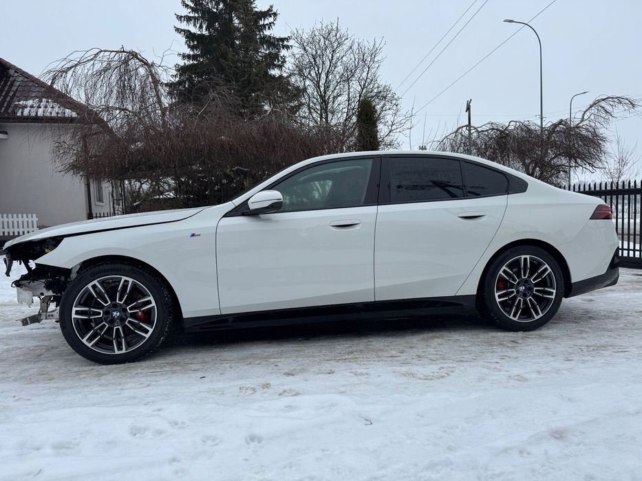 BMW Seria 5 520 Diesel X-drive M-pakiet Salon PL VAT