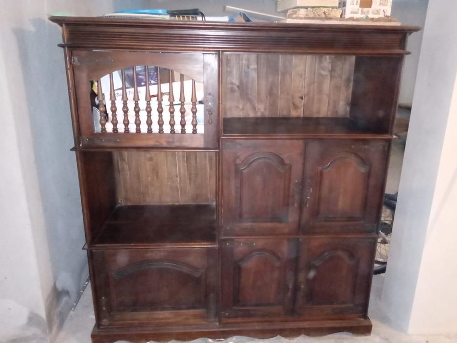 Moveis de madeira maciça