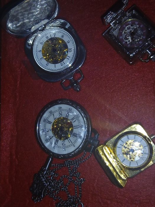 Relógios de bolso a corda  novos por  25€ cada