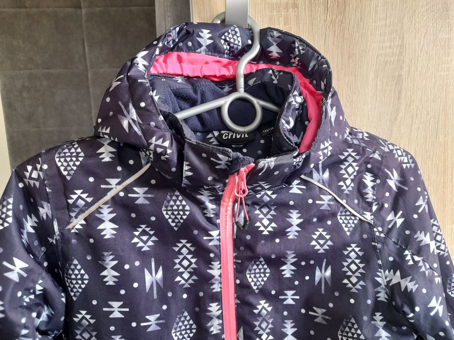 Kurtka zimowa 122/128