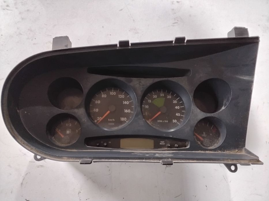 Quadrante iveco daily 35-C-12 Ano 2003