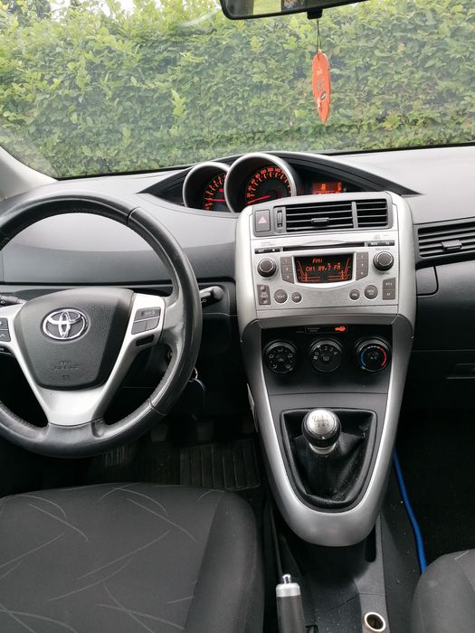 Toyota Verso 2012r 1.6 VVT-i benzyna