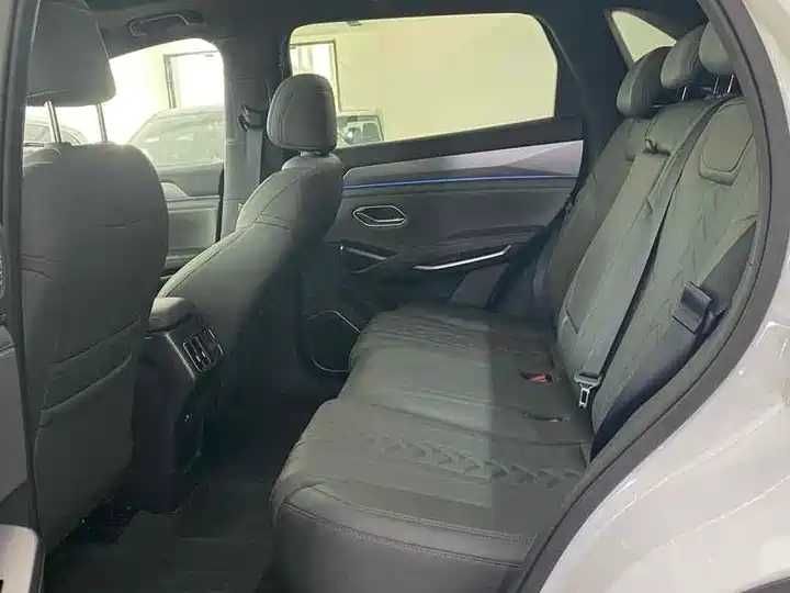 BYD Song L DM-i 2025