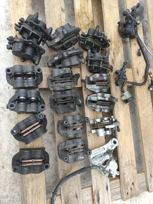 Тормозные суппорта Yamaha R1 xt660 fz6 r6 Suzuki bandit katana sv