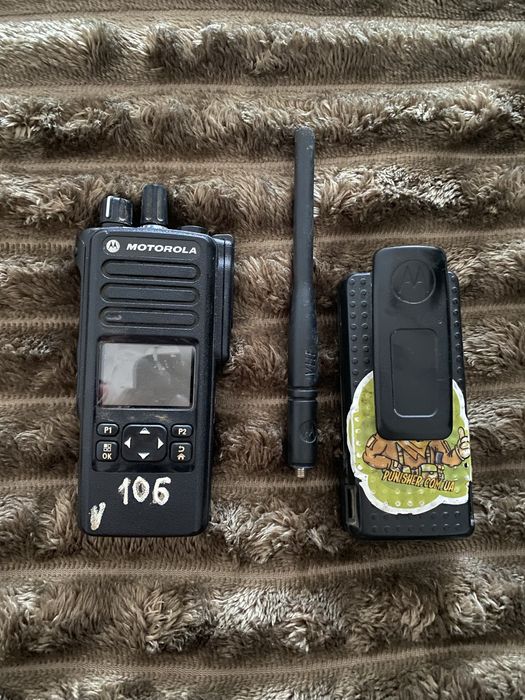 Продаю термінову рацію DP4600e