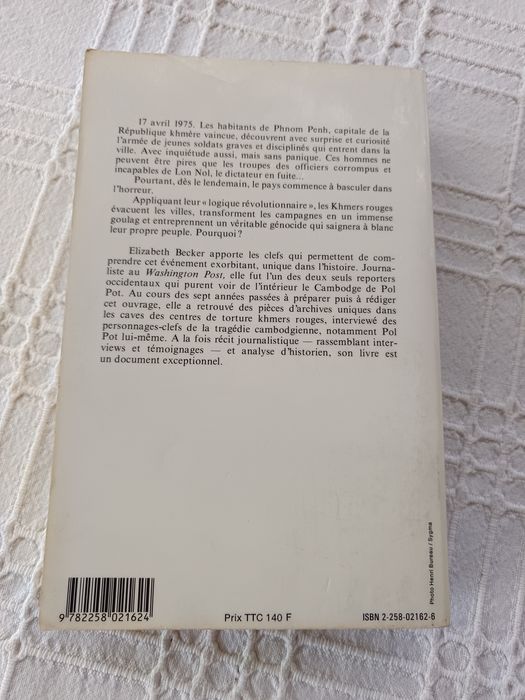 Livro"lês larmes du Cambodje.Elizabeth Becker 1988.