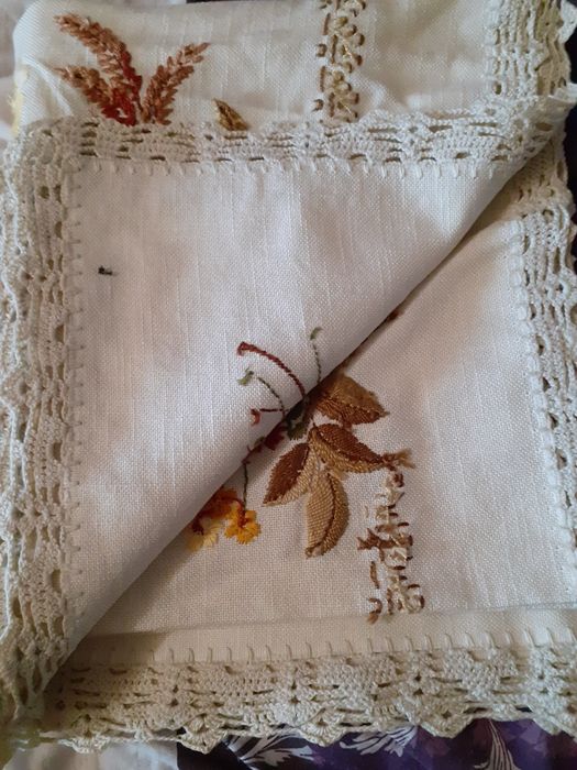 Скатертина з льону