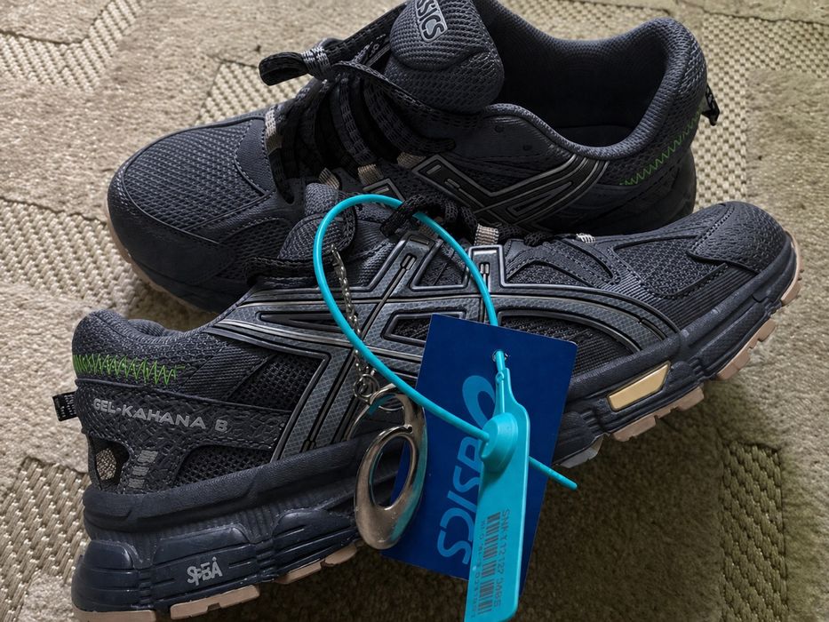 В НАЯВНОСТІ кросівки Asics-Gel-Kaha-na-8, асікс—гель-каха-на-8