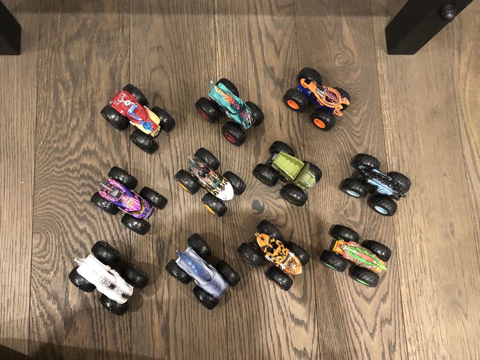 Monster Truck Hot Wheels