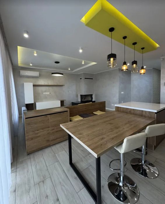 Продаж 2 поверхового будинку з гаражем і ділянкою на 2.3 сотки, 151 кв. м, Байківці