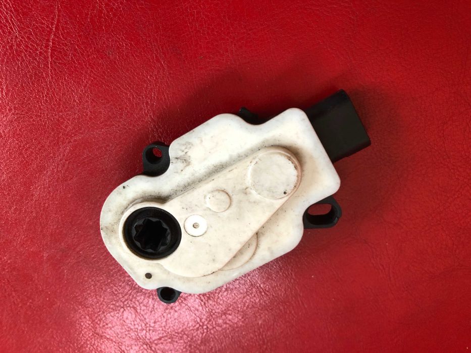 Silniczek żaluzji powietrza nagrzewnicy Ford Kuga Mk2 Eu