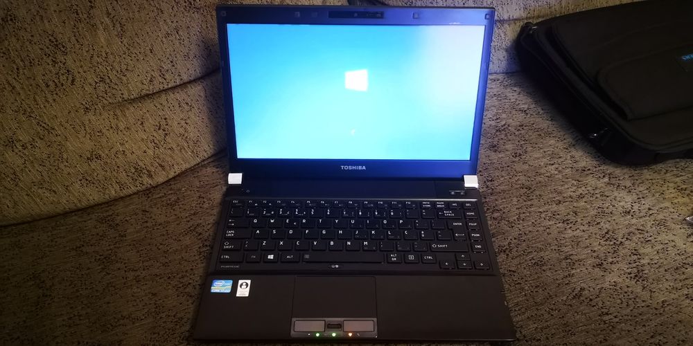 Portátil i7 8gb ram