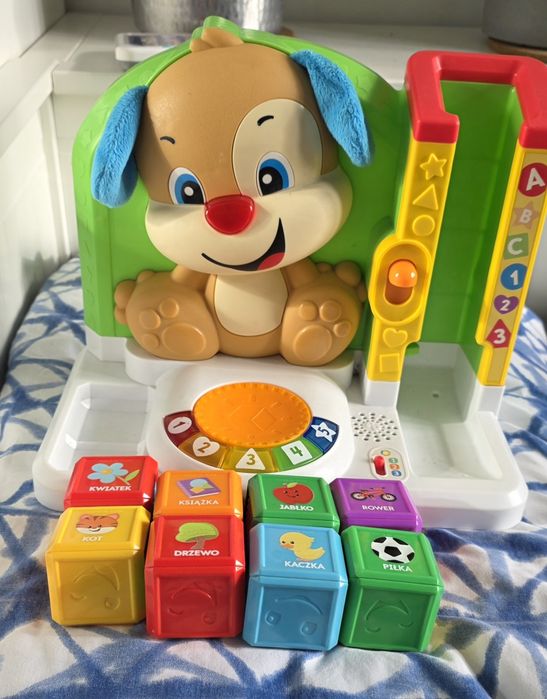 Fisher price Stacja szczeniaczka i 8 klocków
