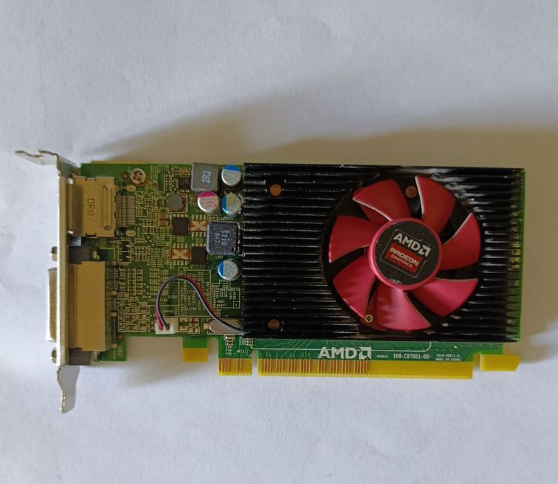 Видеокарта AMD Radeon r5 340 2gb ddr3 низко профильная.