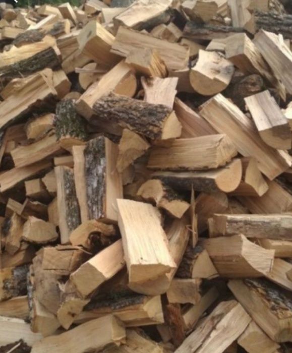 Продам дрова разных пород!Метровки, чурки, колотые! Доставка бесплатно