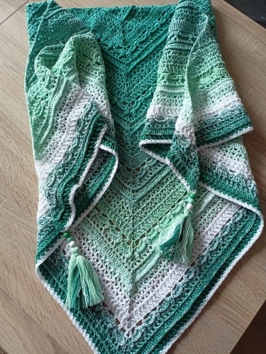 Chusta,szal zrobiona szydelkiem