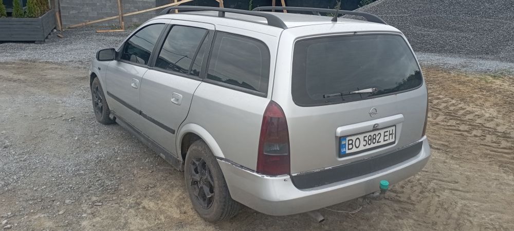 Автомобіль  Opel Astra g 2000 року