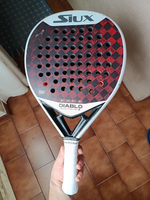 Raquete de Padel Siux Diablo Revolution Pro 3 (Sanyo Gutiérrez)