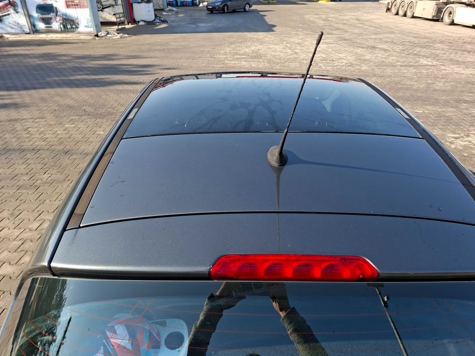 peugeot 308 1.6 hdi 2013r.