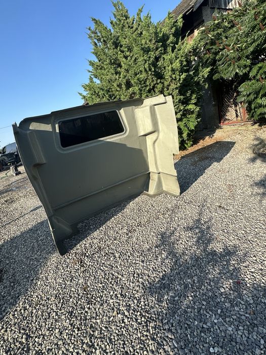 Przegroda ściana z szybą Renault traffic vivaro Primastar