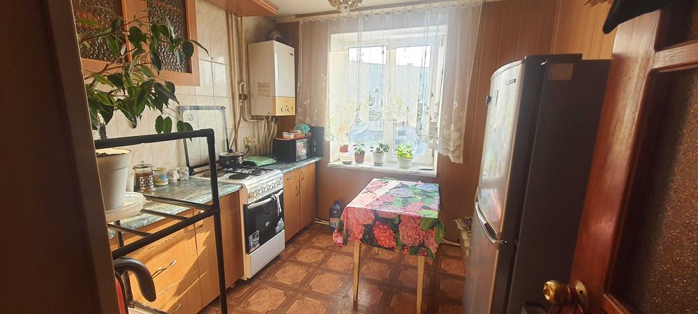 Продаю 2х кім.квартиру на Гвардійській