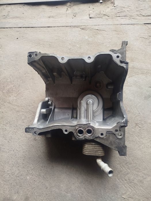 Піддон Рено Дачія 1.0