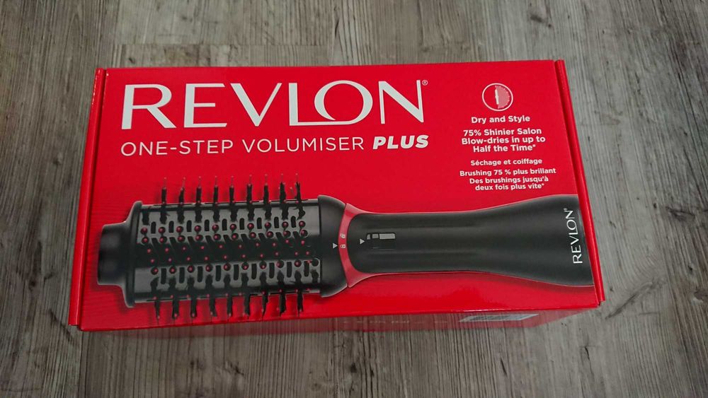 Фен-щетка Revlon Salon One-Step Volumiser Plus