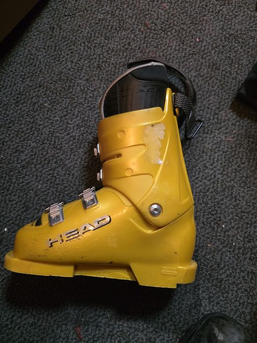 Head 24 twarde buty dla zaawansowanych
