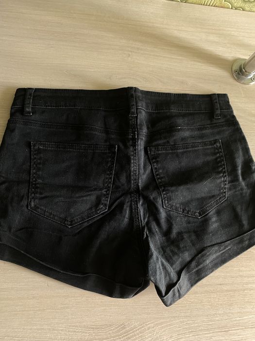 Шорти жіночі H&M