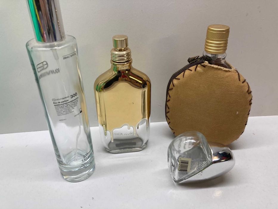 4 Frascos de Perfume Vazios