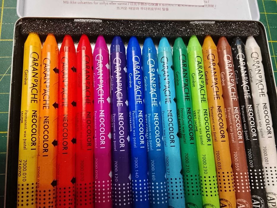 Пастель воскова водостійка Caran d'Ache Neocolor l Набір 15 штук
