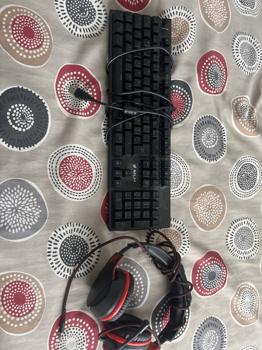 Vendo casco gaming e teclado