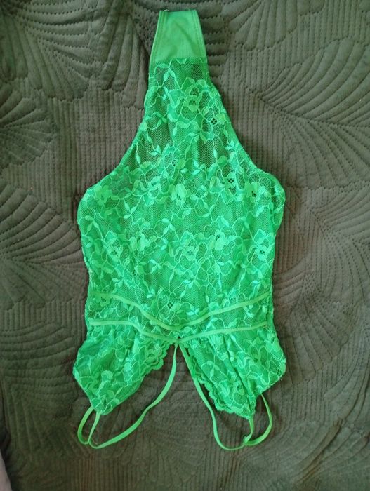 Body koronkowe zielone Bershka s